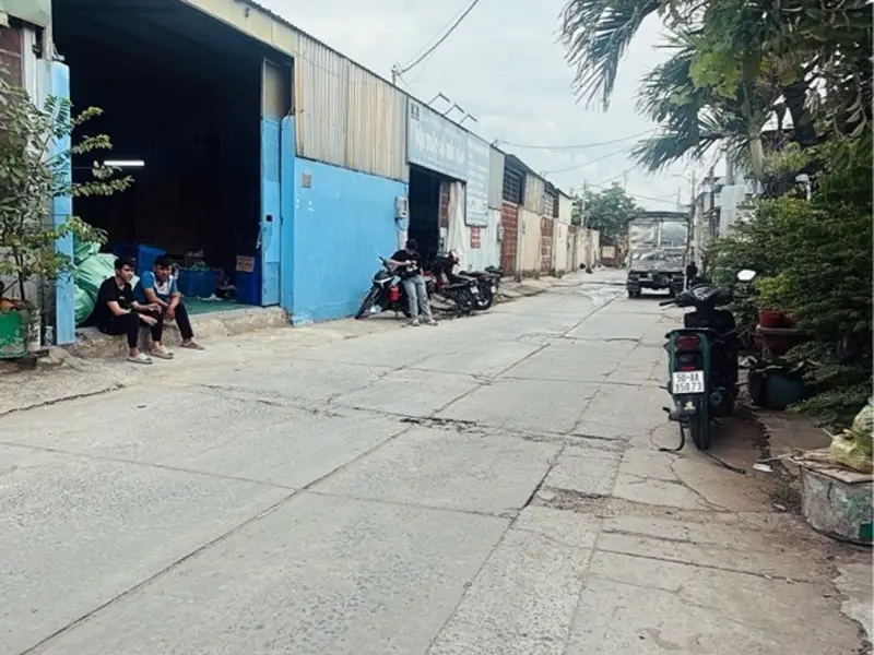 Nhà Ngay Liên Khu 4-5, Bình Tân - Thoáng Mát, Tiện Nghi!... Bán nhà riêng tại Bình Tân, Hồ Chí Minh 01
