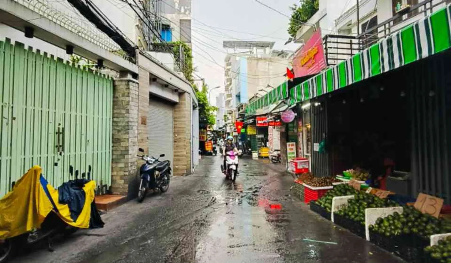 Nhà 5 Tầng Hiện Đại Hẻm Xe Hơi Quận 8 Giá Hời... Bán nhà riêng tại Chánh Hưng, Hồ Chí Minh 01