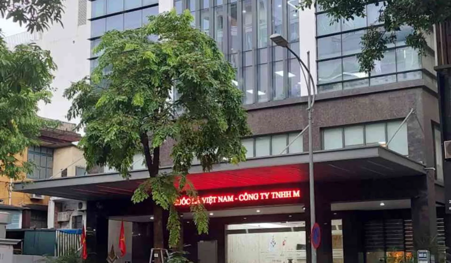 Bán nhà mặt phố trung tâm Hai Bà Trưng, diện tích 164m2, mặt tiền 6.5m, sổ đỏ cc nở hậu.... Bán nhà mặt phố tại Hai Bà Trưng, Hà Nội 01