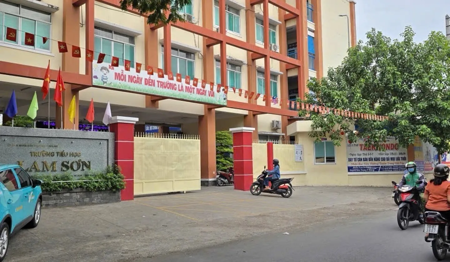 Nhà 2 tầng 30m2 đường Kinh Dương Vương, phường Phú Lâm, Quận 6... Bán nhà riêng tại Phú Lâm, Hồ Chí Minh 01