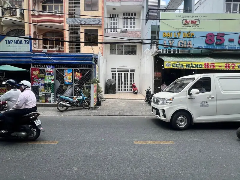 Nhà mặt phố kinh doanh tại Trịnh Đình Trọng, quận Tân Phú, diện tích 79.3 m²... Bán nhà mặt phố tại Tân Phú, Hồ Chí Minh 01