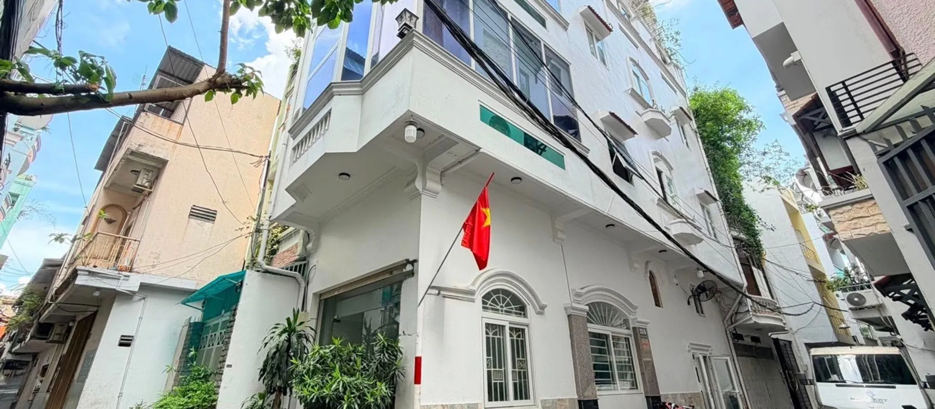 Bán nhà riêng 5 tầng diện tích 55m² tại Hoàng Văn Thụ, Tân Bình, giá 11.99 tỷ... Bán nhà riêng tại Tân Sơn Nhất, Hồ Chí Minh 01