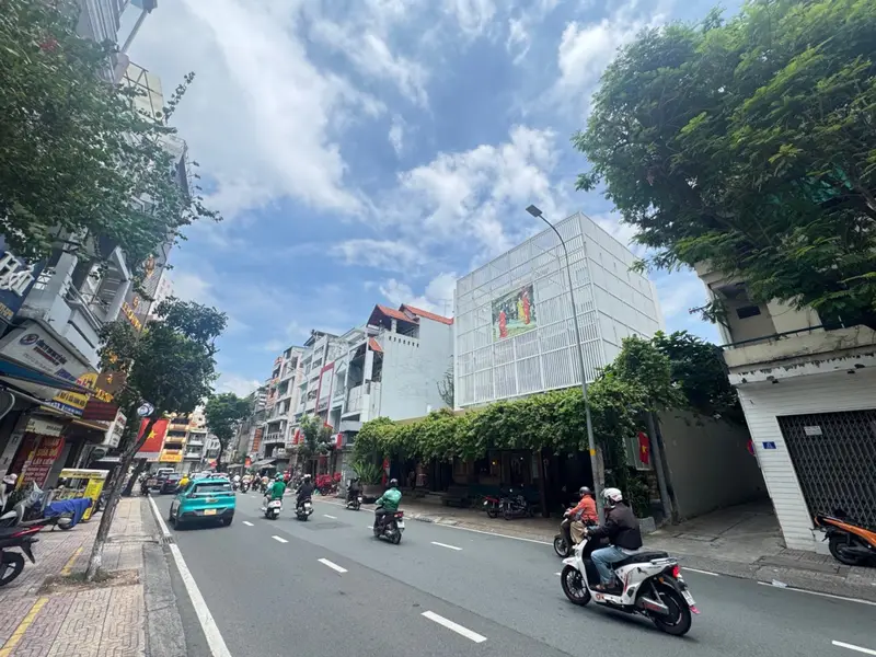 Bán nhà mặt phố quận 3 diện tích lớn, giá 60 tỷ... Bán nhà mặt phố tại Xuân Hòa, Hồ Chí Minh 01
