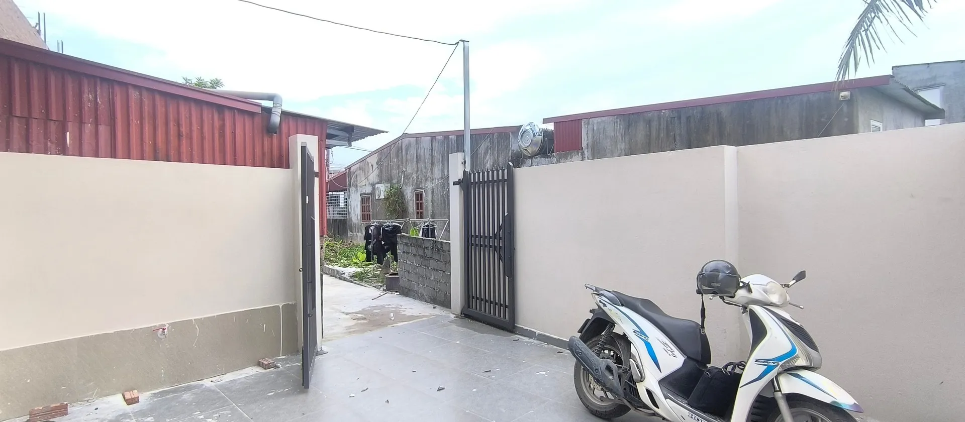 Nhà 3 tầng hiện đại sang trọng, ô tô vào tận sân tại khu vực tiềm năng... Bán nhà riêng tại Phù Liễn, Hải Phòng 01
