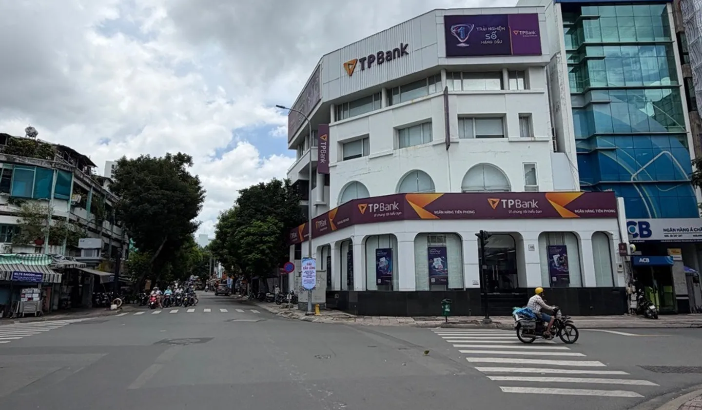 Bán nhà mặt phố diện tích lớn tại Tân Bình 316M2, giá 40Tỷ... Bán nhà mặt phố tại Tân Sơn Hòa, Hồ Chí Minh 01