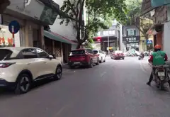 Bán nhà mặt phố trung tâm Hai Bà Trưng, diện tích 164m2, mặt tiền 6.5m, sổ đỏ cc nở hậu.... Bán nhà mặt phố tại Hai Bà Trưng, Hà Nội 03