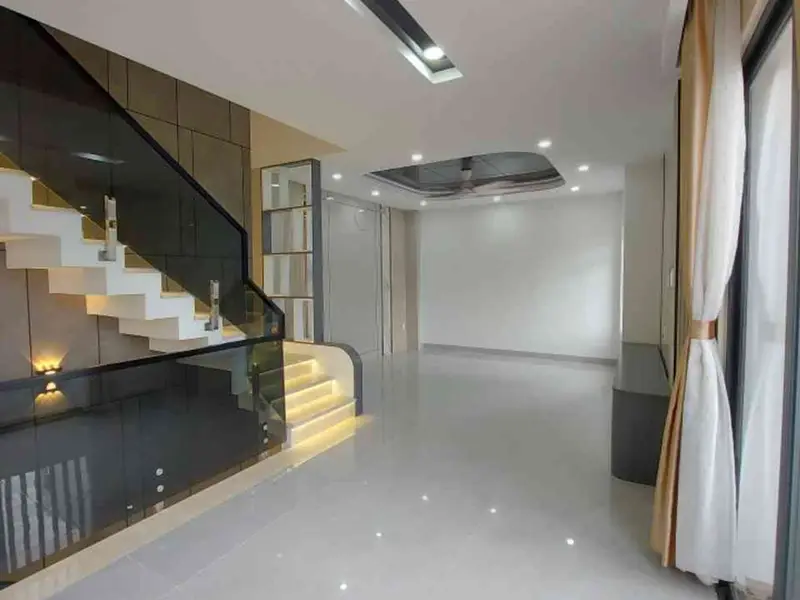 Nhà 5 tầng lô góc 5PN gần Bệnh viện Bình Tân giá 7,75 tỷ... Bán nhà riêng tại Bình Trị Đông, Hồ Chí Minh 01