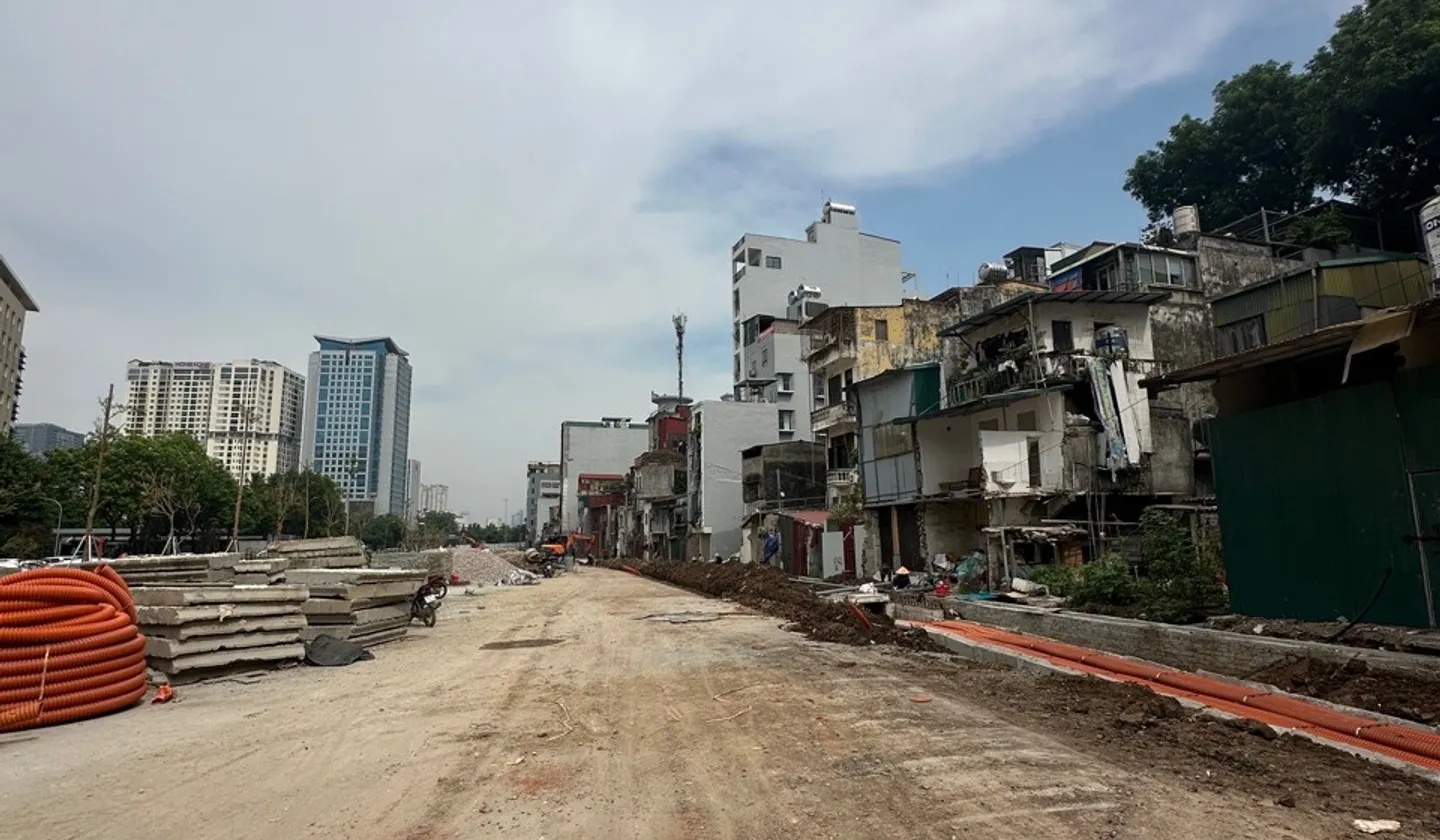 Bất động sản mặt phố đẳng cấp tại khu vực trung tâm Hà Nội... Bán nhà mặt phố tại Ba Đình, Hà Nội 01