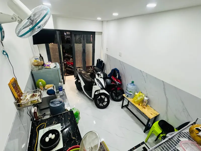Bán nhà 2 tầng 28m2 tại Quận 8, giá 2,9 tỷ, 2 phòng ngủ... Bán nhà riêng tại Chánh Hưng, Hồ Chí Minh 01