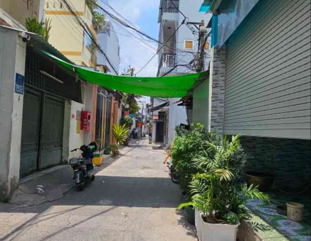 Nhà 2 tầng gần chợ Tân Hương, ô tô đỗ cửa, giá 2.85 tỷ... Bán nhà riêng tại Phú Thọ Hòa, Hồ Chí Minh 01