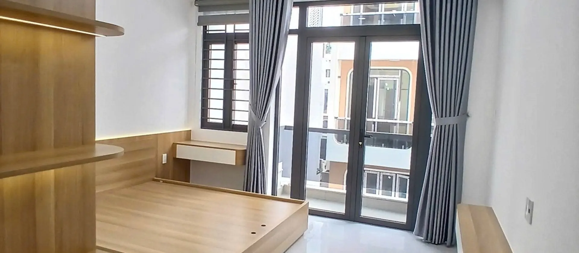 Nhà 5 tầng hiện đại có thang máy tại Bình tân... Bán nhà riêng tại Bình Trị Đông, Hồ Chí Minh 01