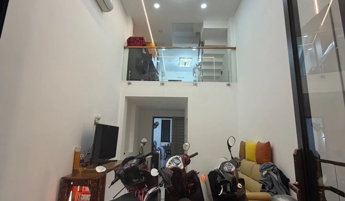 Bán nhà 4 tầng tại Tân Phú, diện tích 42m2 giá 6.3 tỷ... Bán nhà riêng tại Tân Phú, Hồ Chí Minh 01