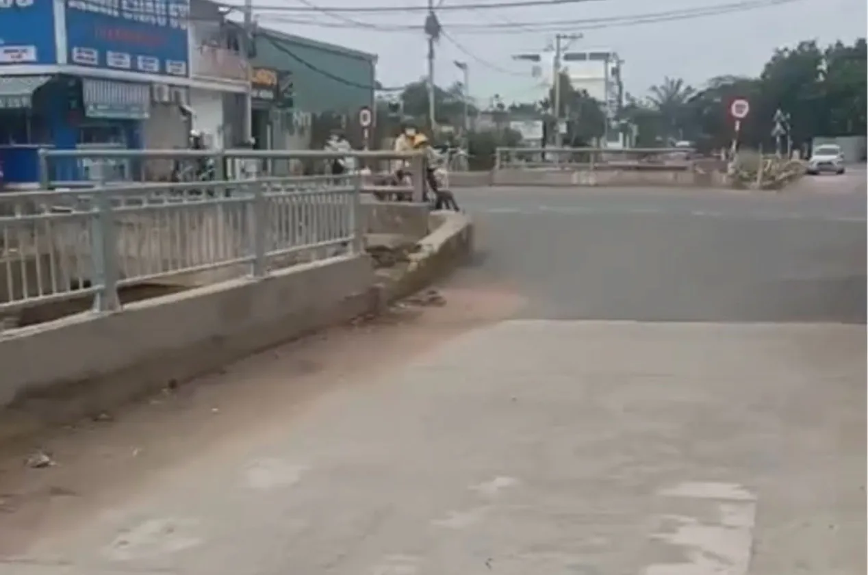 Bán đất vuông vức, mặt tiền 6m tại Thạnh Lộc, Quận 12, giá 7,77 tỷ... Bán đất tại An Phú Đông, Hồ Chí Minh 01