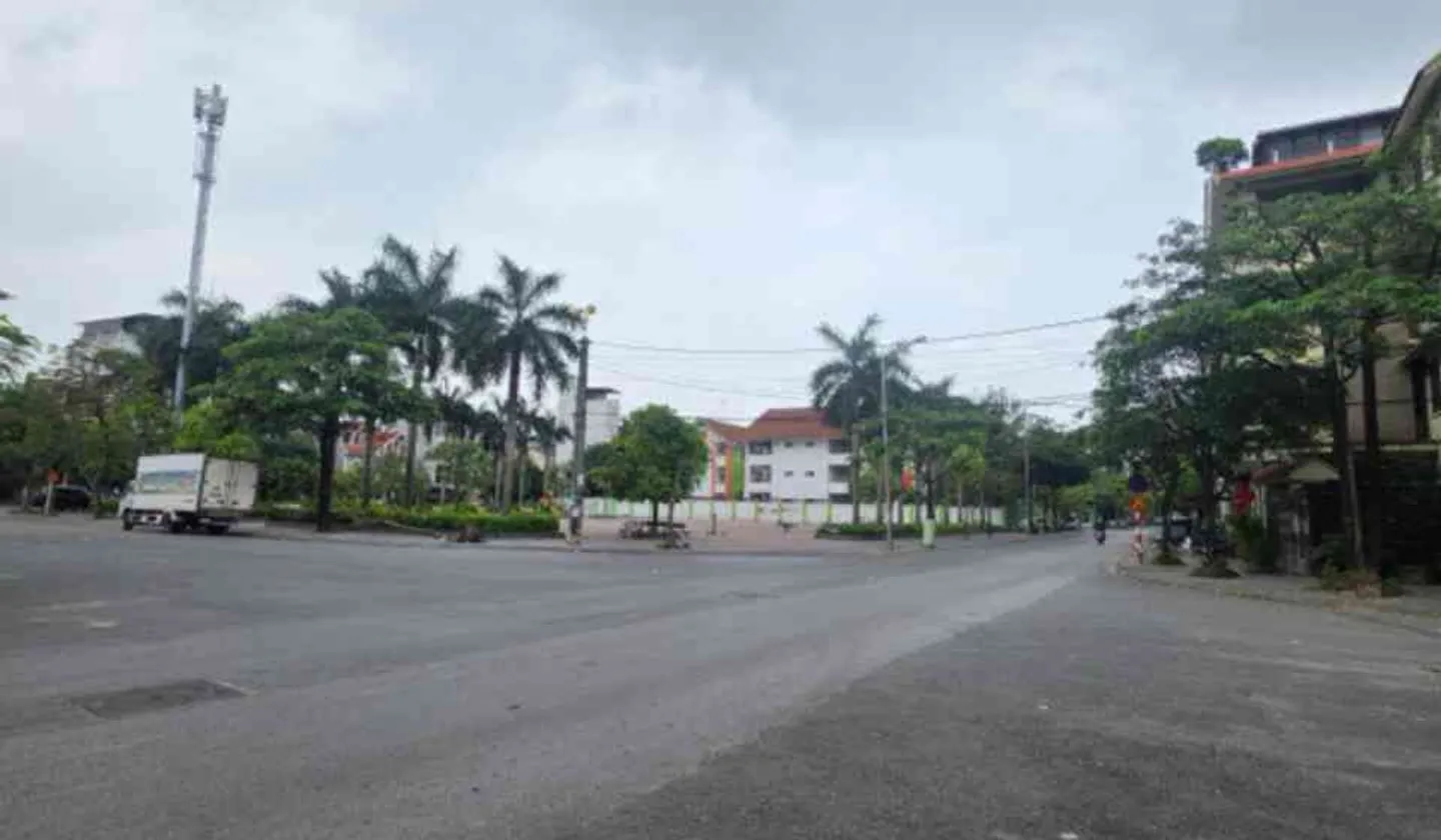 Bán đất mặt phố Thanh Am, diện tích 76.2m², mặt tiền rộng 7.9m, tiềm năng kinh doanh đa dạng... Bán đất tại Việt Hưng, Hà Nội 01