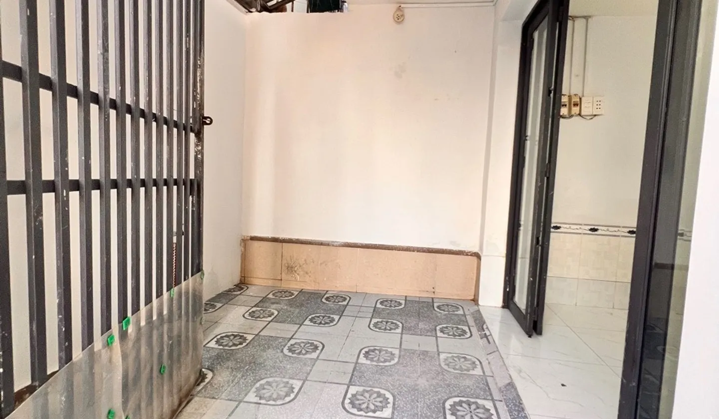 Nhà 2 tầng diện tích 26.3m2 tại Huỳnh Tấn Phát giá 2.2 tỷ... Bán nhà riêng tại Tân Mỹ, Hồ Chí Minh 01