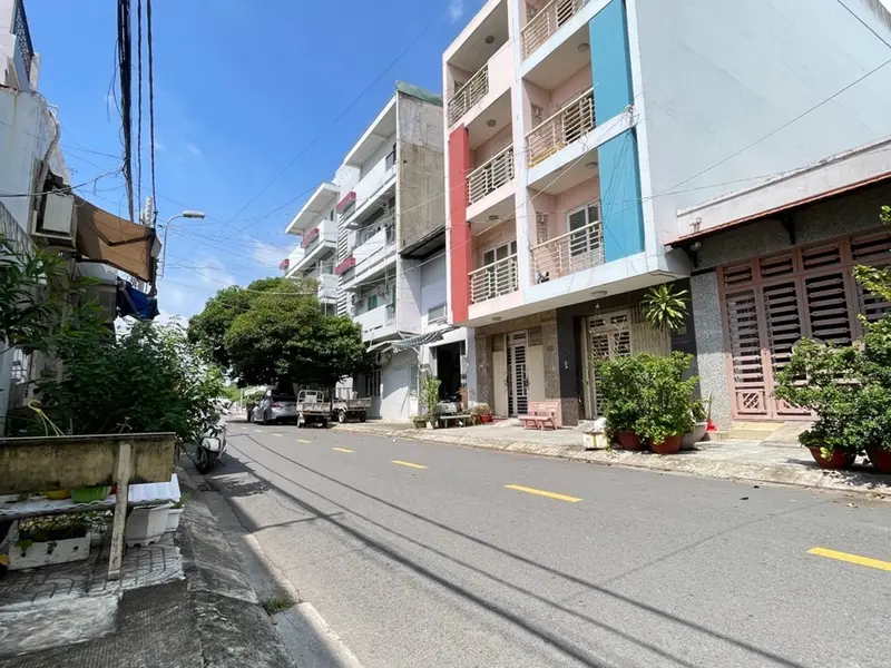 Bán nhà riêng 4 tầng 2 mặt tiền hẻm xe hơi, đường Bùi Minh Trực quận 8... Bán nhà riêng tại Bình Đông, Hồ Chí Minh 01