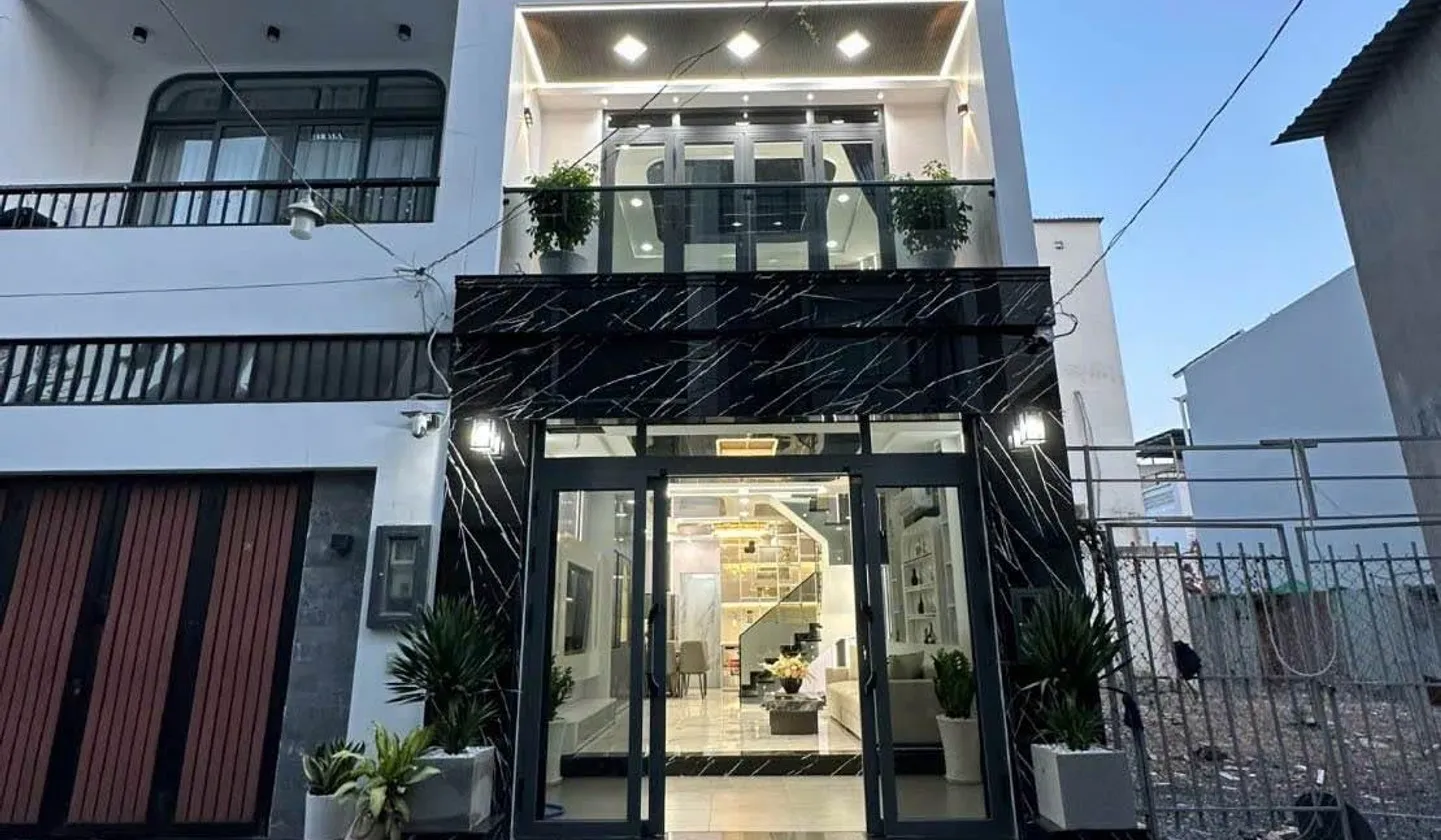 Bán nhà riêng 4 tầng tại Huỳnh Tấn Phát, Nhà Bè, full nội thất, pháp lý rõ ràng... Bán nhà riêng tại Nhà Bè, Hồ Chí Minh 01
