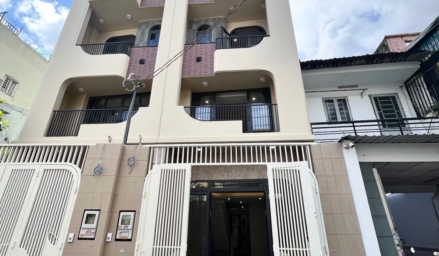 Bán Nhà Trung Tâm Tân Phú - 70M2 - 5 Tầng ( Thang Máy ) - Đường xe tải tránh - Ngang 4 Vuông Vức.... Bán nhà mặt phố tại Bình Trị Đông, Hồ Chí Minh 01