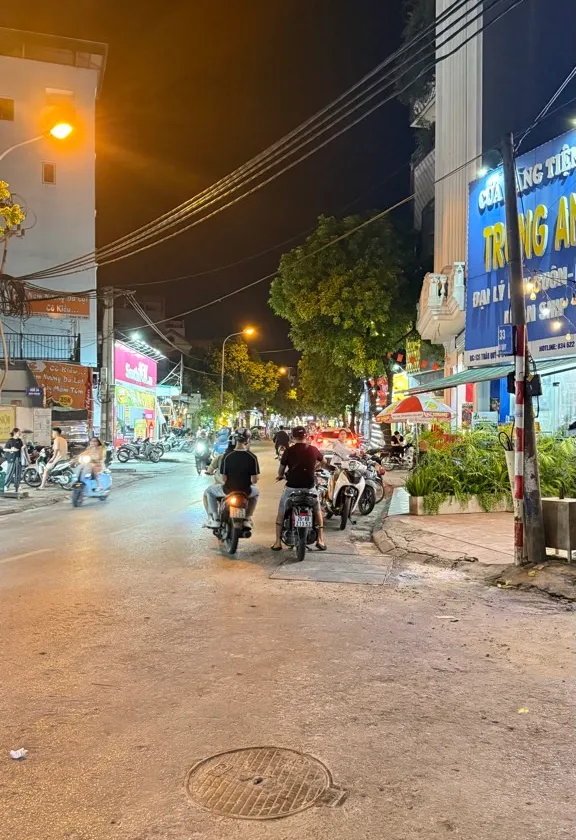 Nhà mặt phố Trâu Quỳ 81,5m², phù hợp kinh doanh và đầu tư lâu dài... Bán nhà mặt phố tại Gia Lâm, Hà Nội 01