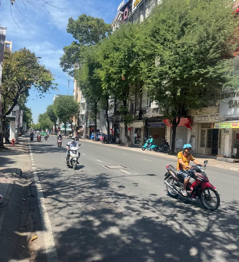 Nhà mặt phố kinh doanh sầm uất tại phường An Đông, TP Hồ Chí Minh... Bán nhà mặt phố tại An Đông, Hồ Chí Minh 01