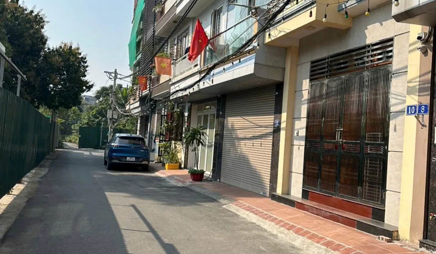 Lô góc hiếm có tại Hoa Lâm, ô tô tải đỗ cửa, view cực chill... Bán đất tại Việt Hưng, Hà Nội 01