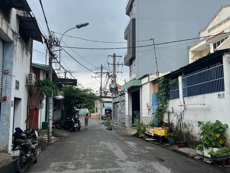 Bán đất tặng nhà, Bình Trị Đông, Bình Tân, ngay Khu Tên Lửa, 90m2, 4.1x23, Hẻm xe tải, giá TL... Bán nhà riêng tại Bình Trị Đông, Hồ Chí Minh 01