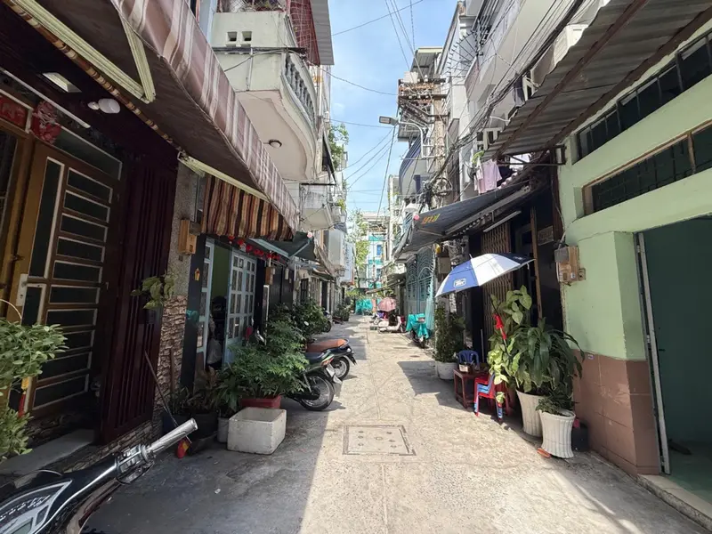 Cơ hội sở hữu nhà 5 tầng giá tốt tại phường Hòa Hưng, Quận 10... Bán nhà riêng tại Hòa Hưng, Hồ Chí Minh 01