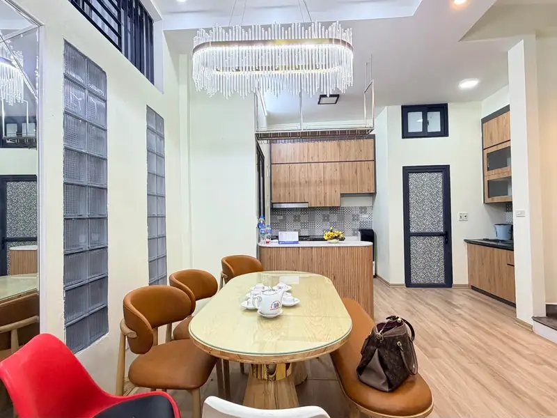 Bán nhà lô góc 5 tầng tại Bát Khối, Long Biên, diện tích 40m2 giá 12.9 tỷ... Bán nhà riêng tại Long Biên, Hà Nội 01