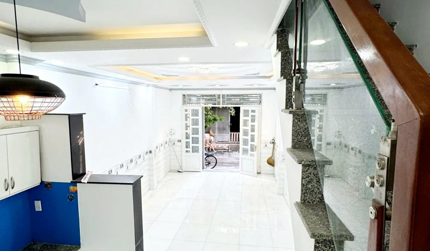 Bán nhà Nguyễn Quý Yêm 40m2 2 tầng xe hơi đỗ nhỉnh 4 tỷ (AL65)... Bán nhà riêng tại An Lạc, Hồ Chí Minh 01