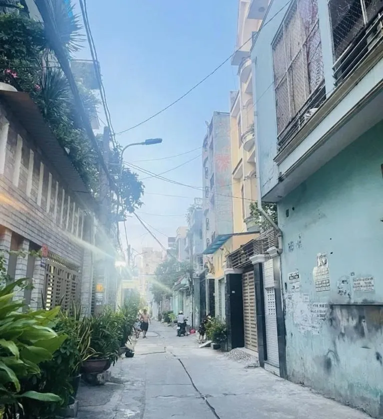 Cơ hội vàng sở hữu nhà 4 tầng đẳng cấp tại trung tâm Tân Phú giá ưu đãi... Bán nhà riêng tại Phú Thạnh, Hồ Chí Minh 01