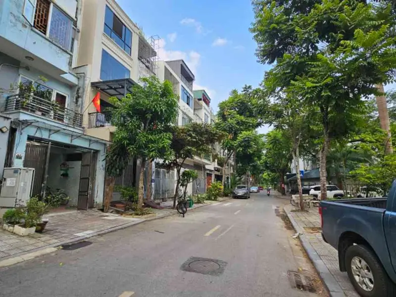 BÁN RẺ NHẤT LIỀN KỀ VĂN PHÚ - 5 TẦNG THANG MÁY - FULL NỘI THẤT - VIEW VƯỜN HOA - Ở LÀ SƯỚNG... Bán biệt thự, liền kề tại Kiến Hưng, Hà Nội 01