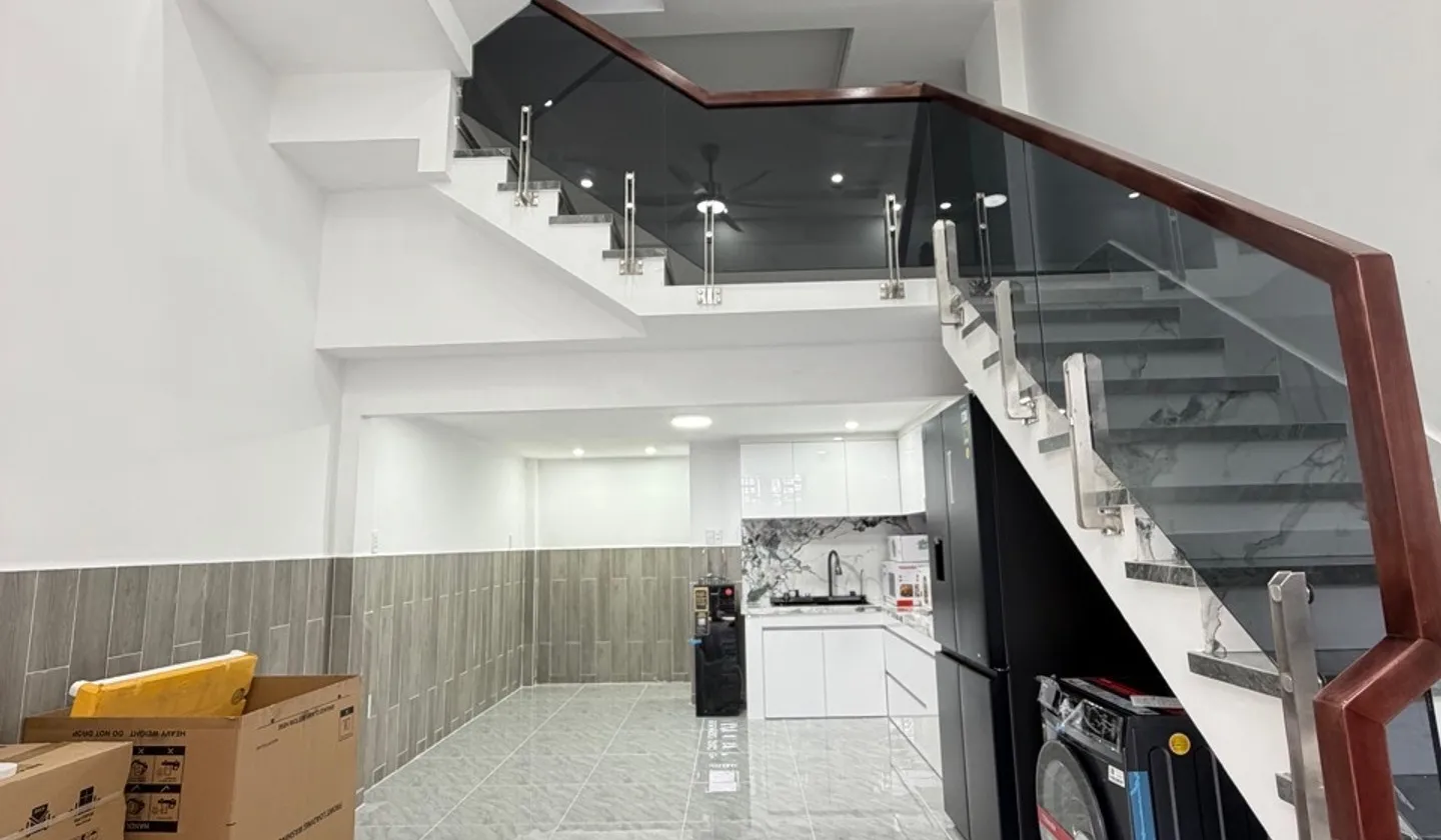 Nhà Hẻm Xe Hơi Tặng Nội Thất Cao Cấp - Bình Trị Đông - CHỈ 5x$ nhỏ... Bán nhà riêng tại Bình Trị Đông, Hồ Chí Minh 01