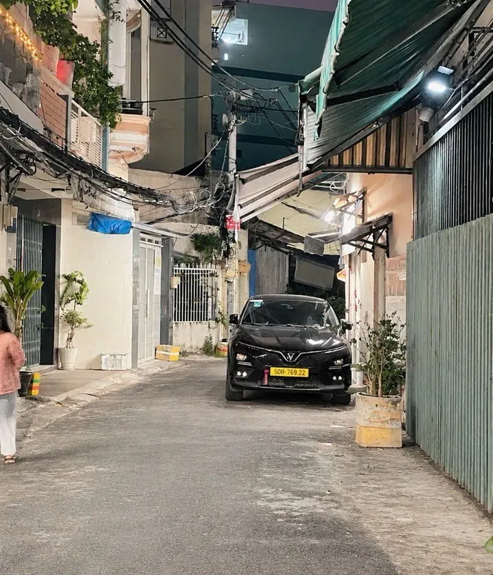 Nhà 2 mặt hẻm rộng tại Bảy Hiền, tiện nghi lý tưởng... Bán nhà riêng tại Bảy Hiền, Hồ Chí Minh 01