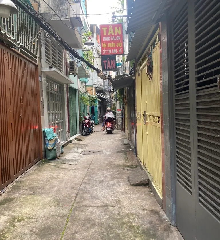 Ngay Cư Xá Ngân Hàng - 3 Tầng - Thu 120tr/năm - 5 tỷ nhỉnh - Sổ vuông đẹp nở hậu... Bán nhà riêng tại Xóm Chiếu, Hồ Chí Minh 01