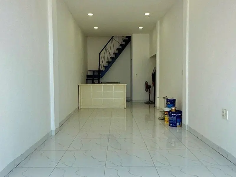 Bán nhà mặt phố Phạm Phú Thứ, Tây Bắc, diện tích 32m2, thuận tiện kinh doanh... Bán nhà mặt phố tại Bảy Hiền, Hồ Chí Minh 01