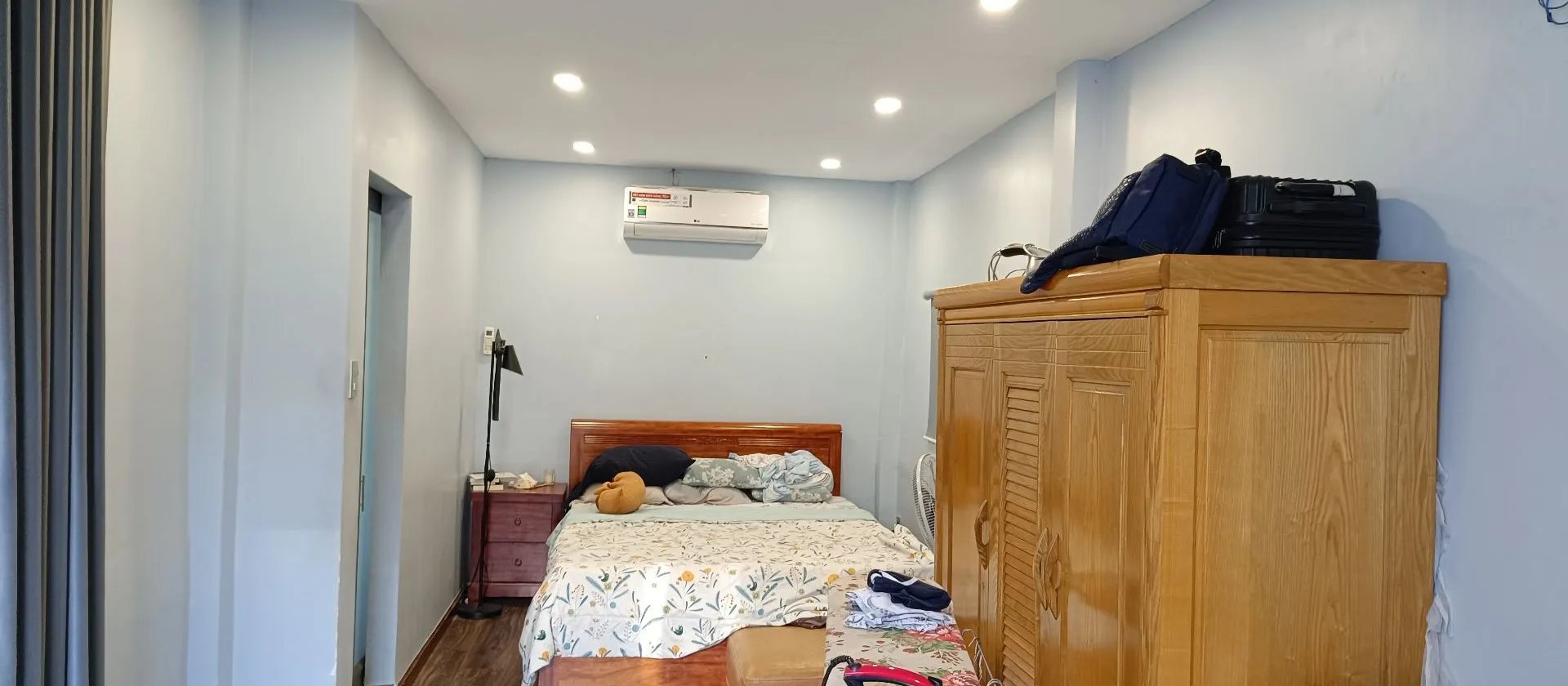 Bán nhà 2 tầng 3PN ở phường Tân Thuận, sổ vuông, giá 6.3 tỷ... Bán nhà riêng tại Tân Thuận, Hồ Chí Minh 01