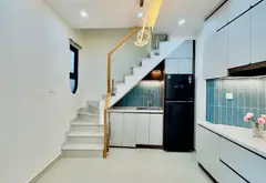 Nhà 3 lầu, đầy đủ tiện nghi tại Trần Quốc Toản, Tân Định. Vị thế trung tâm, tiện ích tuyệt vời.... Bán nhà riêng tại Xuân Hòa, Hồ Chí Minh 01
