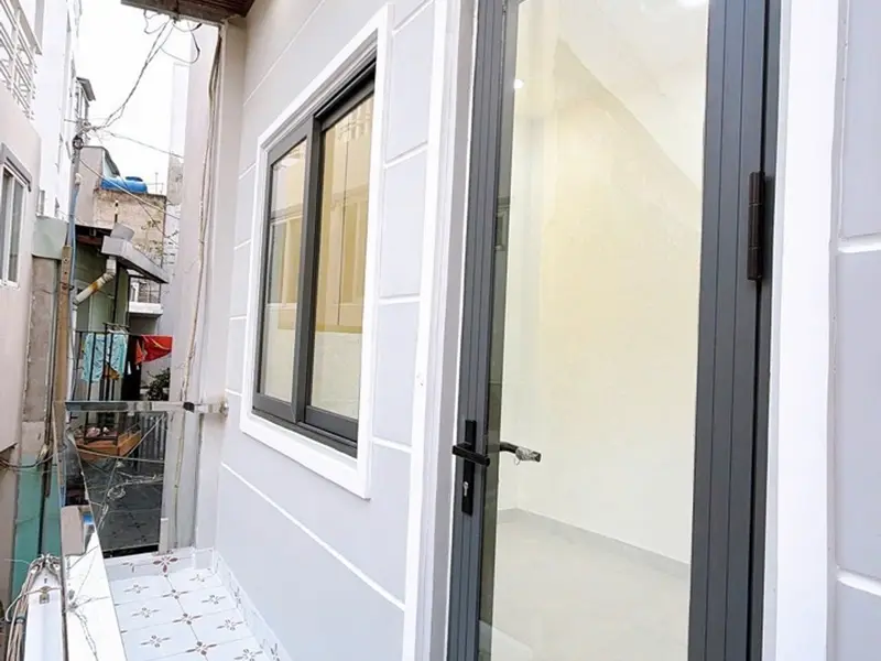 Bán nhà 2 tầng, 13.6m2, phường Xóm Chiếu, Quận 4, giá nhỉnh 2.x tỷ... Bán nhà riêng tại Xóm Chiếu, Hồ Chí Minh 01