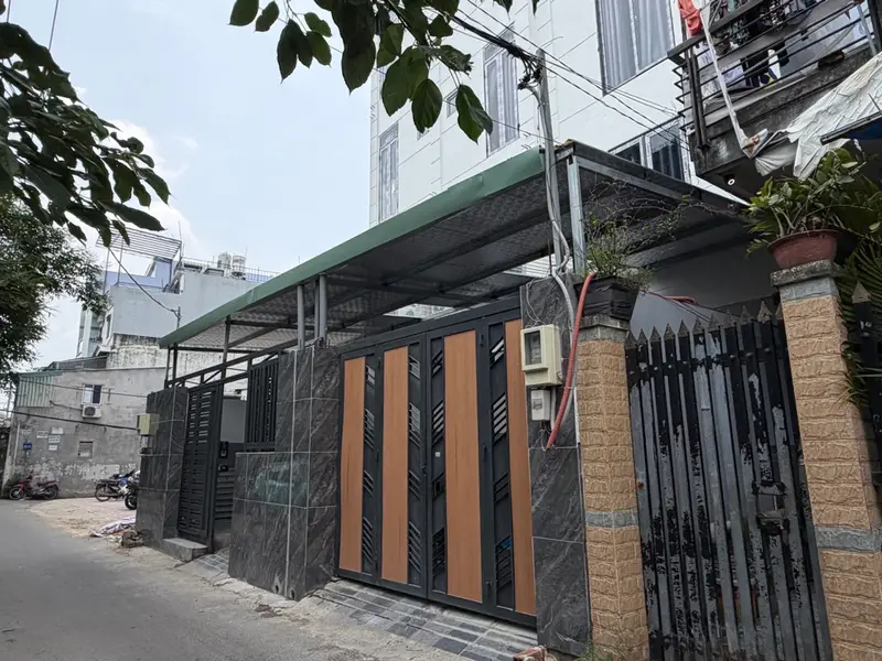 Nhà phố 9 phòng dịch vụ sầm uất, lợi nhuận cao tại Quận 9... Bán nhà mặt phố tại Phước Long, Hồ Chí Minh 01