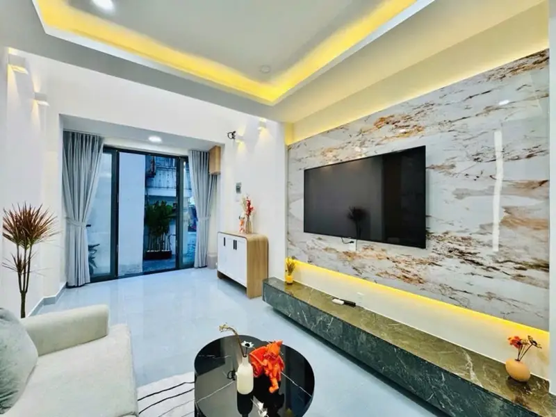 Bán nhà gần chợ Bà Chiểu giáp Q1 - 5 tầng 3 Phòng Ngủ giá 6.x tỷ... Bán nhà riêng tại Gia Định, Hồ Chí Minh 01