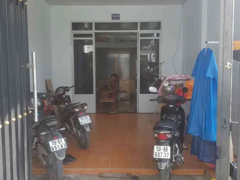 BÁN NHÀ 2 TẦNG DT4,3X20 LÔ GÓC 2 MẶT HẺM XE TẢI ĐƯỜNG NGUYỄN ẢNH THỦ PHƯỜNG TRUNG MỸ TÂY... Bán nhà riêng tại Trung Mỹ Tây, Hồ Chí Minh 01