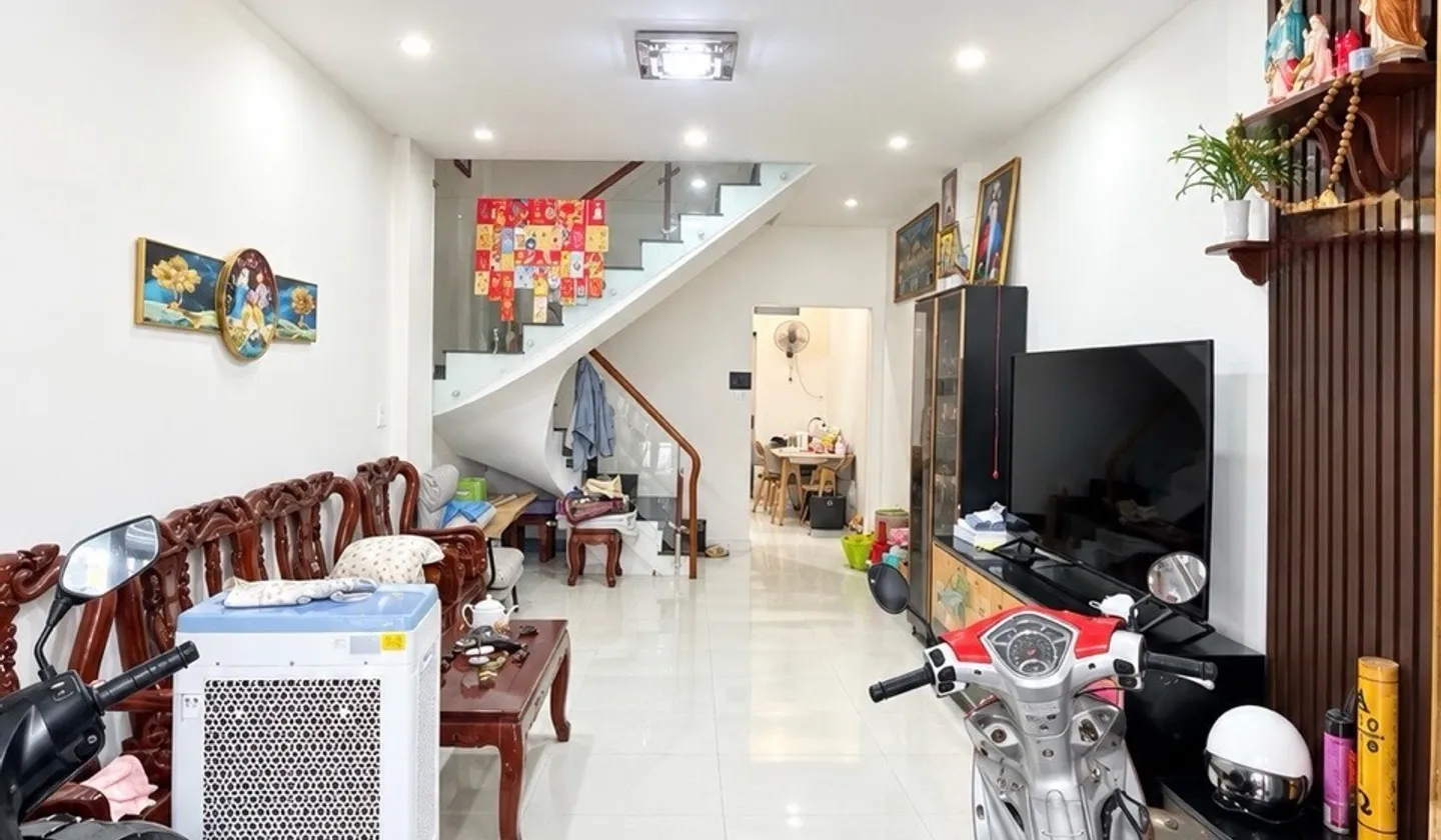 Nhà 2 tầng mới xây tại quận Gò Vấp giá 3.7 tỷ... Bán nhà riêng tại Thông Tây Hội, Hồ Chí Minh 01