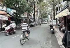 VỊ TRÍ KINH DOANH-CĂN GÓC 2 MẶT TIỀN LÝ NAM ĐẾ Q 11... Bán nhà mặt phố tại Minh Phụng, Hồ Chí Minh 02