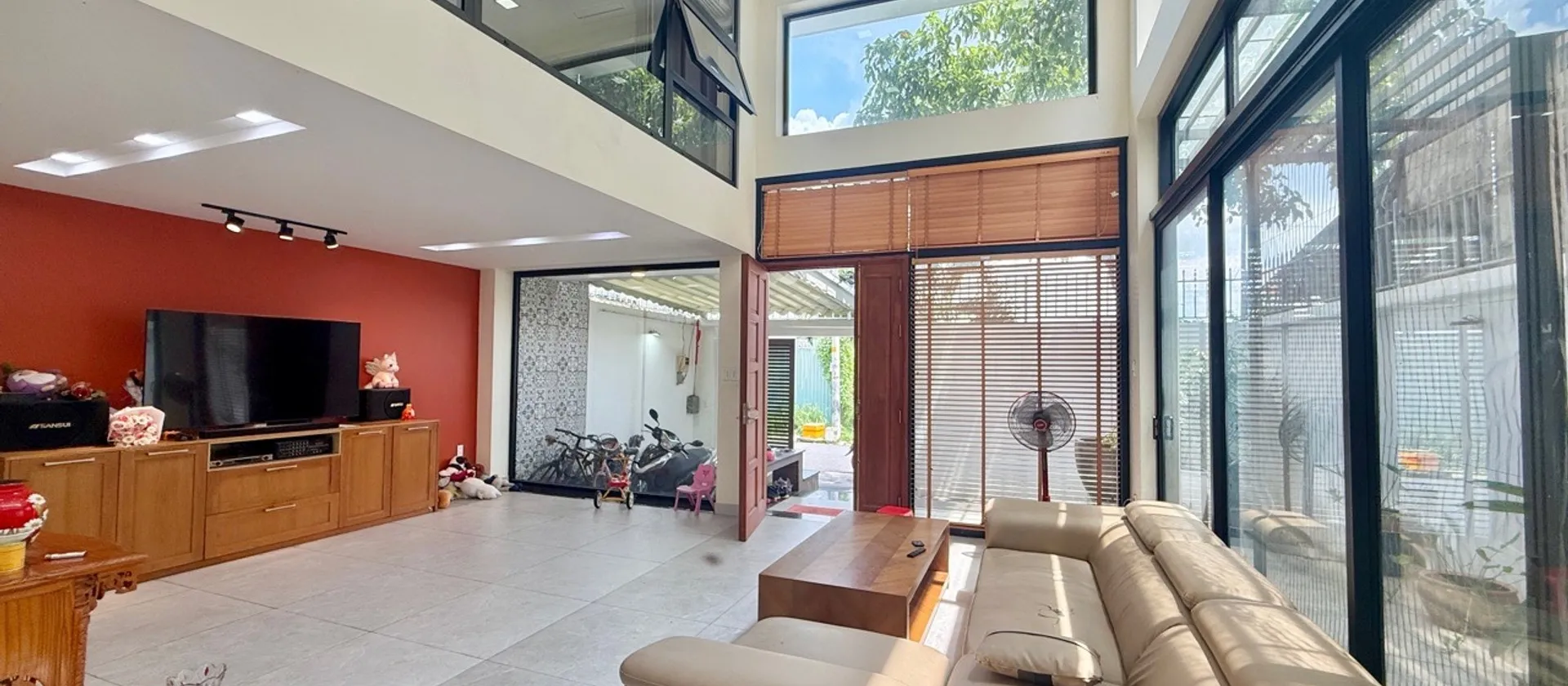 Biệt thự 4 tầng sang chảnh ngay khu VIP, giá sốc giảm 1.5 tỷ... Bán biệt thự, liền kề tại Hiệp Bình, Hồ Chí Minh 01