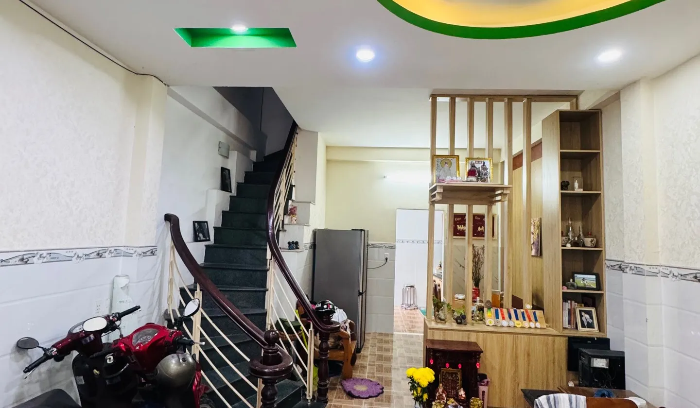 Bán nhà 3 tầng Tân Sơn Nhì, 3 phòng ngủ, giá tốt... Bán nhà riêng tại Tân Sơn Nhì, Hồ Chí Minh 01