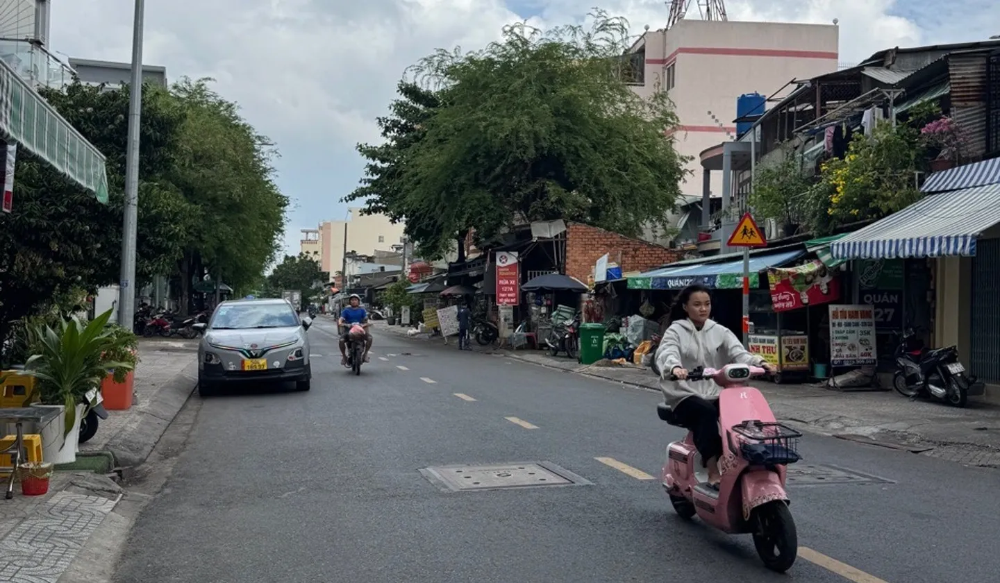 Nhà mặt phố 6 tầng giá 14.5 tỷ tại phường Bình Tiên Quận 6... Bán nhà mặt phố tại Bình Tiên, Hồ Chí Minh 01