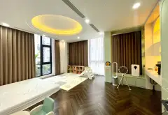 LÔ GÓC - KINH DOANH MẶT NGÕ Ô TÔ TRÁNH -THÔNG PHAN KẾ BÍNH VỊ TRÍ HIẾM ĐẸP -THANG MÁY Full nội thất... Bán nhà riêng tại Giảng Võ, Hà Nội 06