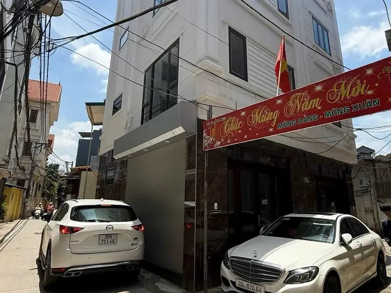 Nhà góc 5 tầng thang máy, ô tô vào tận nhà - siêu tiện nghi... Bán nhà riêng tại Kiến Hưng, Hà Nội 01