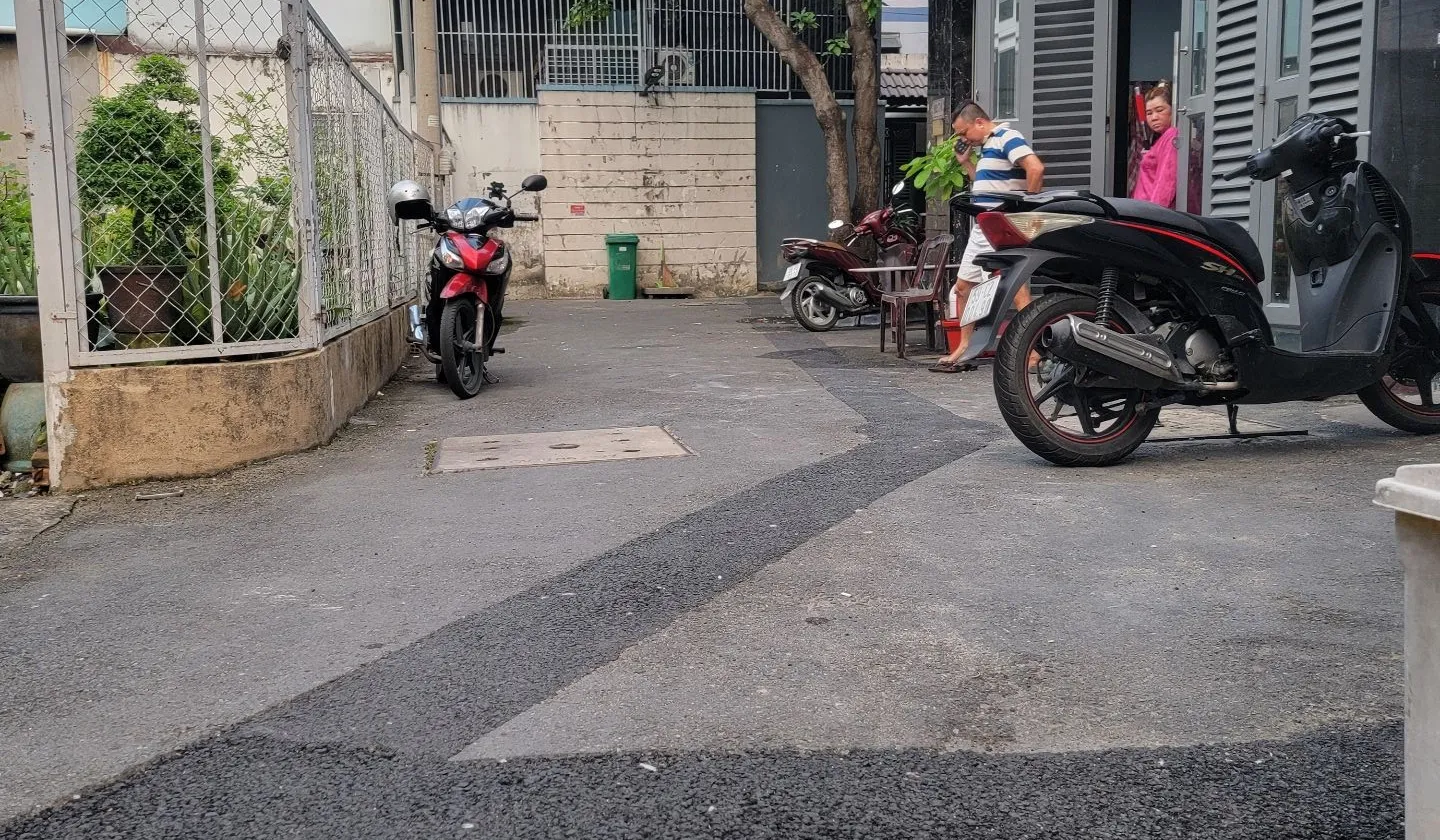 Nhà 5 tầng 4PN tại quận, giá hấp dẫn cần bán gấp... Bán nhà riêng tại An Hội Tây, Hồ Chí Minh 01