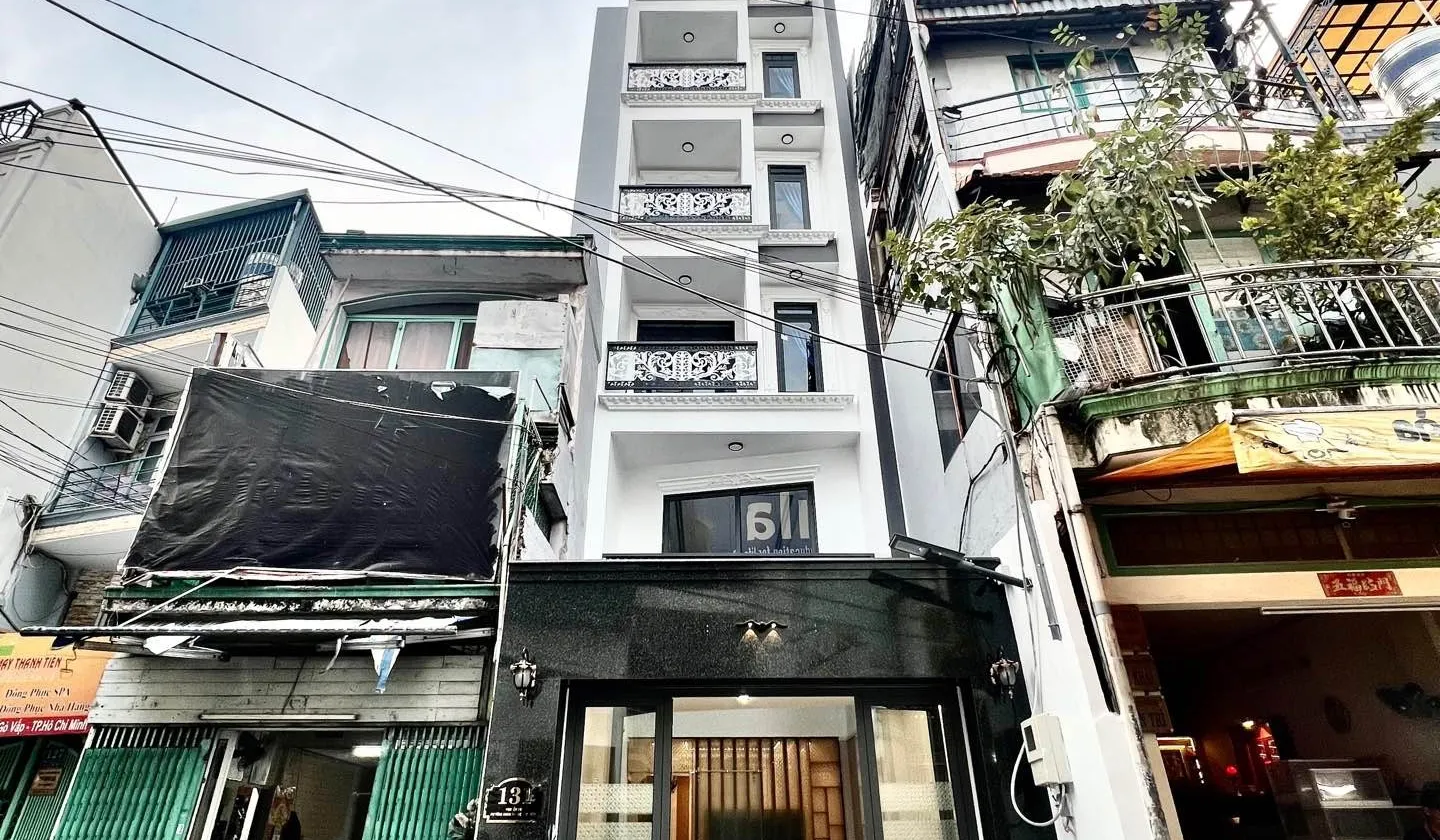 Bán nhà mặt phố 7 tầng tại Gò Vấp, mặt tiền 4m, thang máy hiện đại... Bán nhà mặt phố tại Hạnh Thông, Hồ Chí Minh 01